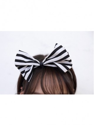 Black-white Stripe Love Bow Decoration Daily Sweet Short Black Lace Square Collar Puff Sleeve Dress Halloween Demon Doll Costume Female